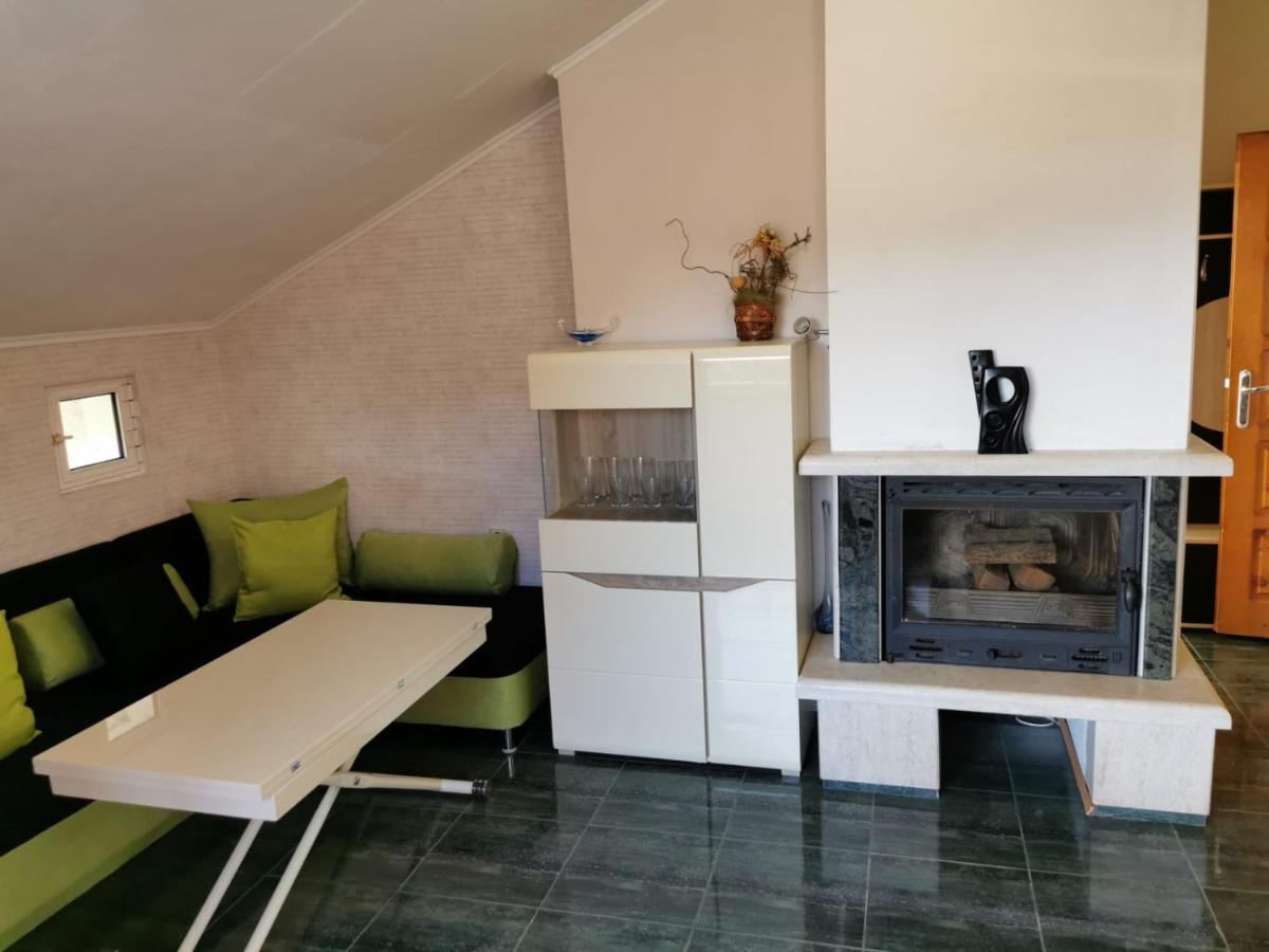 شقة بورغاس  في Lucy Apartament المظهر الخارجي الصورة