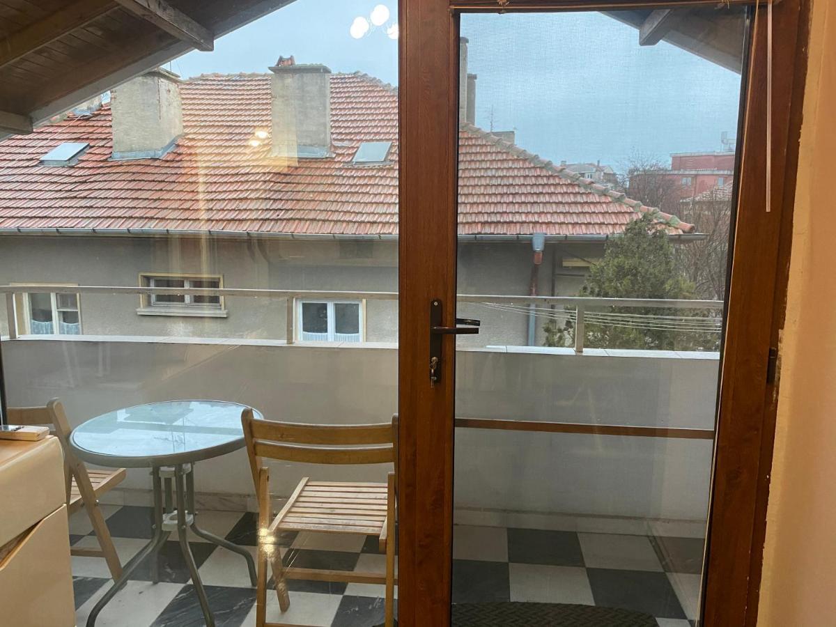شقة بورغاس  في Lucy Apartament المظهر الخارجي الصورة